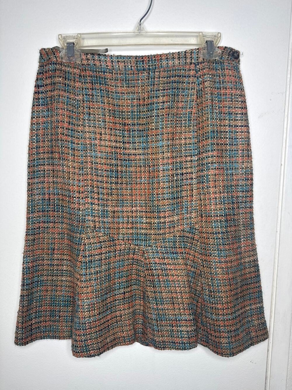 Jones New York stunning tweed skirt sz 6 flared bottom- fall whimsy